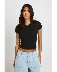 Boohoo - High V Neck Fitted T-Shirt - Lyst