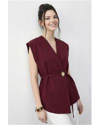 Bianco Lucci - Belted V-Neck Crepe Waistcoat - Lyst