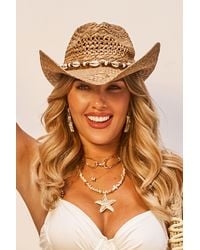 Boohoo - Shell Detail Starfish Necklace - Lyst