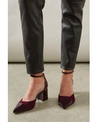 Wallis - Wide Fit Dollis Pointed Two Part Toe Cap Courts - Lyst
