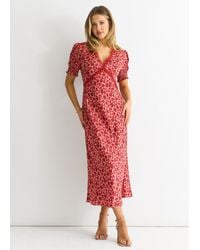 Gini London - Rode V-hals Midi-jurk Met Bloemenkanten - Lyst