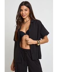 Boohoo - Essentials Oversized Textured Short Sleeve Beach Shirt - Lyst