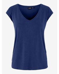 Pieces - Regular Fit V-Neck Knit T-Shirt - Lyst
