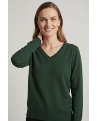 Izabel London - Slim Fit V-Neck Lightweight Jumper - Lyst