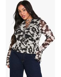 Boohoo - Plus Cross Plunge Detail Flare Sleeve Long Sleeve Top - Lyst