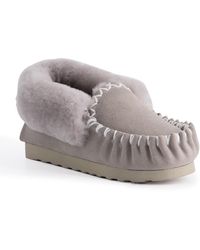 Aus Wooli - "Waterloo" Australia Hand Stitched Sheepskin Moccasin, Light Leather - Lyst
