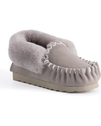 Aus Wooli - "Waterloo" Australia Hand Stitched Sheepskin Moccasin, Light Leather - Lyst