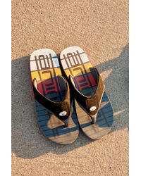 Mountain Warehouse - 'Jekyl' Flip Flops With Soft Padded Upper Straps Slip-On Beach Sandals Outdoors - Lyst