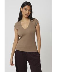 Brave Soul - Cap Sleeve V-Neck Fitted T-Shirt - Lyst