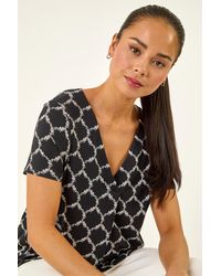 Roman - Petite Abstract V-Neck Stretch Top - Lyst