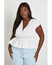 Boohoo - Plus Shirred Deep V Neck Poplin Top - Lyst