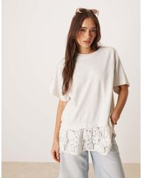 ASOS - Oversized Raglan T-Shirt With Lace Hem Detail - Lyst