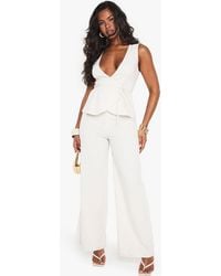 Boohoo - Linen Look Wide Leg Plunge Jumpsuit - Lyst