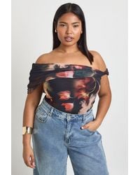 Boohoo - Plus Printed Asymmetric Ruched Top - Lyst