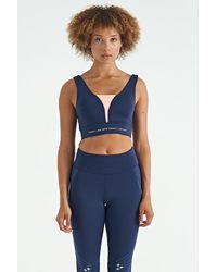 TOMMY LIFE - Color-Blocked Sleeveless Crop Sports Top - Lyst