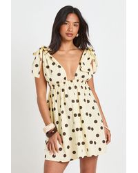 Boohoo - Petite Polka Dot Cotton Poplin Tie Shoulder Mini Dress - Lyst