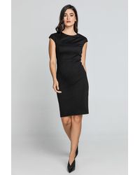 Conquista - Zwarte Jurk Met Kapmouwen Van Fashion - Lyst