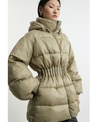 Karen Millen - Quilted Drawstring Waist Hooded Rib Cuff Puffer Jacket - Lyst