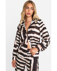 Boohoo - Large Scale Tonal Tie Dye Relaxed Fit Shirt - Lyst