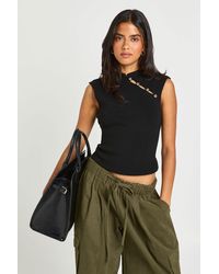 Boohoo - Button Detail Knitted Top - Lyst