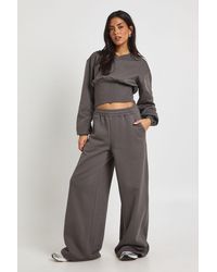 Boohoo - V Neck Deep Waist Sweatshirt Tracksuit - Lyst