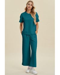 Everyday the Label - Dames Double Take Volledige Maat Textuur Ronde Hals Korte Mouw Top En Broek Set - Lyst