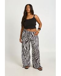 Boohoo - Plus Textured Zebra Jersey Wide Leg Trouser - Lyst