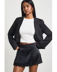 Boohoo - Satin Lace Trim Skort - Lyst