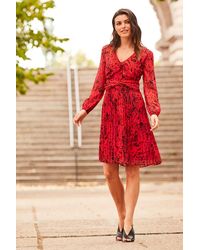 Sosandar - Abstract Print Twist Front V Neck Dress - Lyst