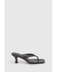 Boohoo - Toe Post Square Toe Heeled Mules - Lyst