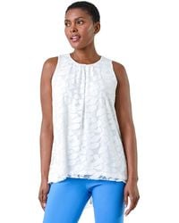 Roman - Sleeveless Textured Floral Print Top - Lyst