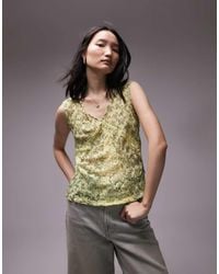 TOPSHOP - Ditsy Floral Crinkle Lace Tank Top - Lyst
