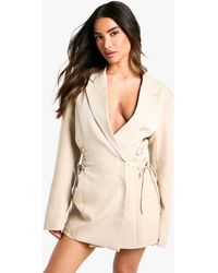 Boohoo - Petite Lace Up Side Blazer Dress - Lyst