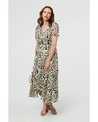 Izabel London - Printed Ruched Front V-Neck Midi Dress - Lyst