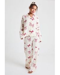 Boohoo - Valentines Bow Print Textured Long Sleeve Shirt & Trousers 3 Piece Pyjama Set - Lyst