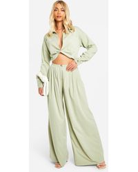 Boohoo - Linen Look Low Rise Extreme Wide Leg Pleated Trouser - Lyst