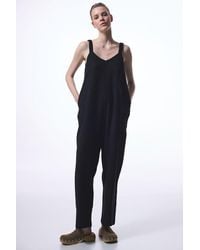 Penti - Fitted V-Neck Straight-Leg Jumpsuit With Pockets - Lyst