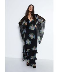 Warehouse - Waterfall Sleeve Plunge Floral Maxi Dress - Lyst