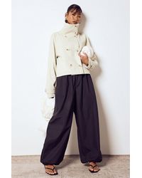 Boohoo - Poplin Low Rise Concealed Waistband Balloon Trousers - Lyst