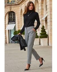 Sosandar - Houndstooth Print Tapered Leg Trousers - Lyst
