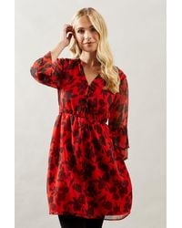 Wallis - Petite Floral Abstract Shirred Waist Midi Dress - Lyst
