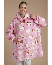 Tokyo Laundry - Illustrated Cat Print Sherpa Hooded Blanket - Lyst
