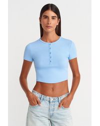 Dilvin - Slim Fit Cropped Blouse Met Knopen - Lyst
