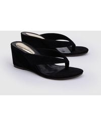 Oasis - Karrie Faux Suede Toe Post Wedge Sandals - Lyst