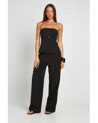 Boohoo - Pleat Detail Wide Leg Tailored Trousers - Lyst