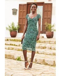 Sosandar - Animal Print Sweetheart Neckline Gathered Front Midi Jersey Dress - Lyst