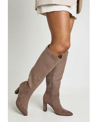 Boohoo - Wide Fit Faux Suede Knee High Block Heel Boots - Lyst