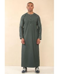 Thobez - Omani Eid Thobe Saudi Emirati Jubba Robe - Lyst