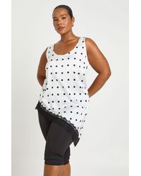 Boohoo - Plus Polka Dot Scoop Neck Asymmetric Hem Cami Top - Lyst