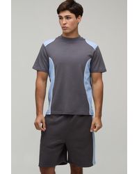 BoohooMAN - Contrast Piping Regular Fit T-Shirt & Baggy Short Set - Lyst